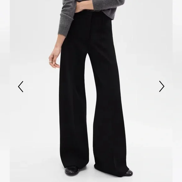 Theory High-Waist Wide-Leg Pant in Crepe Knit - Picture 4 of 4